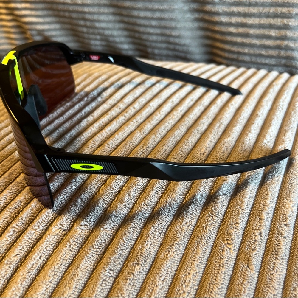 Oakley Sutro Lite Court Sunglasses Matte Black Prizm Road Jade OO9463-7939 wcase - Picture 4 of 12